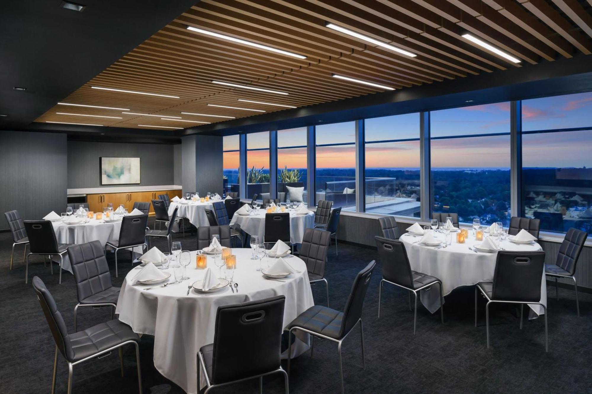 Ac Hotel By Marriott Bethesda Downtown Bagian luar foto